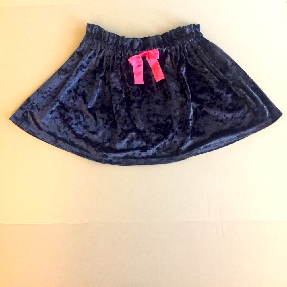 Adorable Tula Mini Skirt-